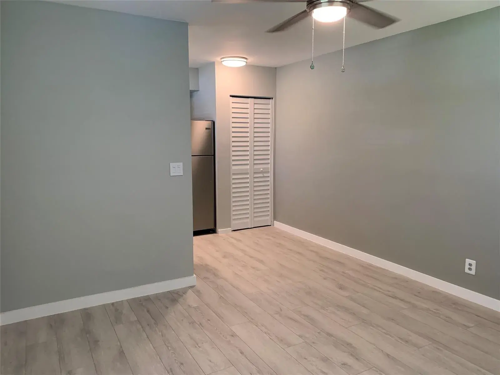 4385 NE 13th Avenue, Oakland Park FL 33334