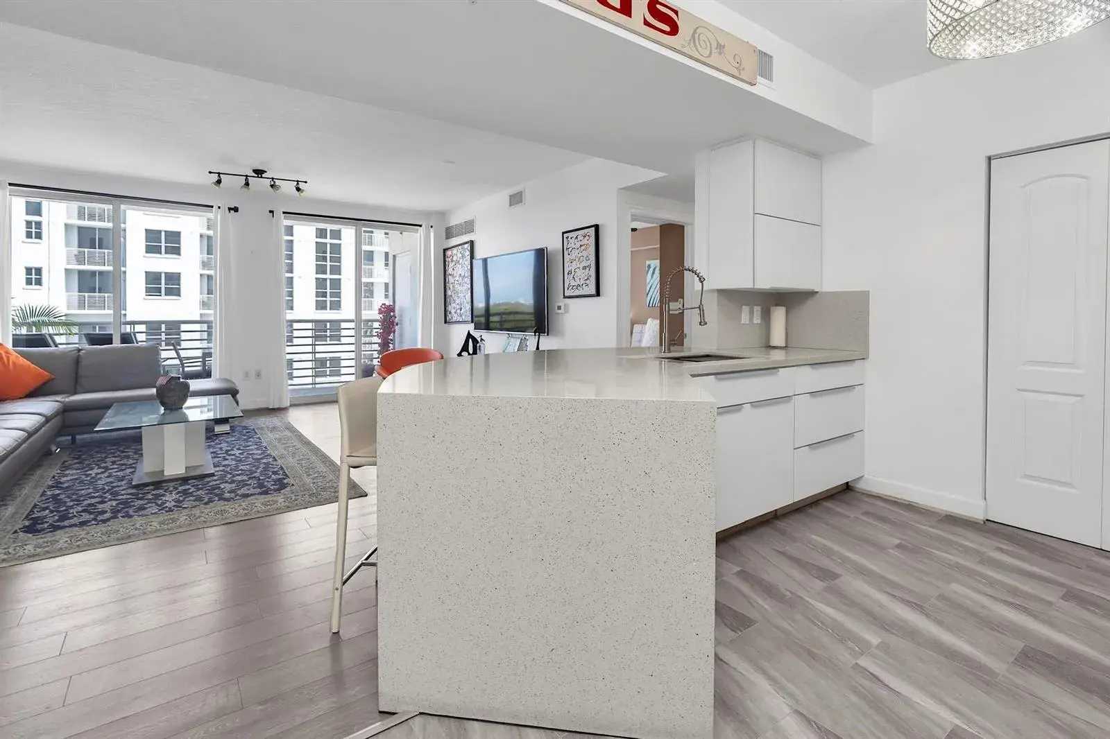 1830 Radius Drive # 912, Hollywood FL 33020