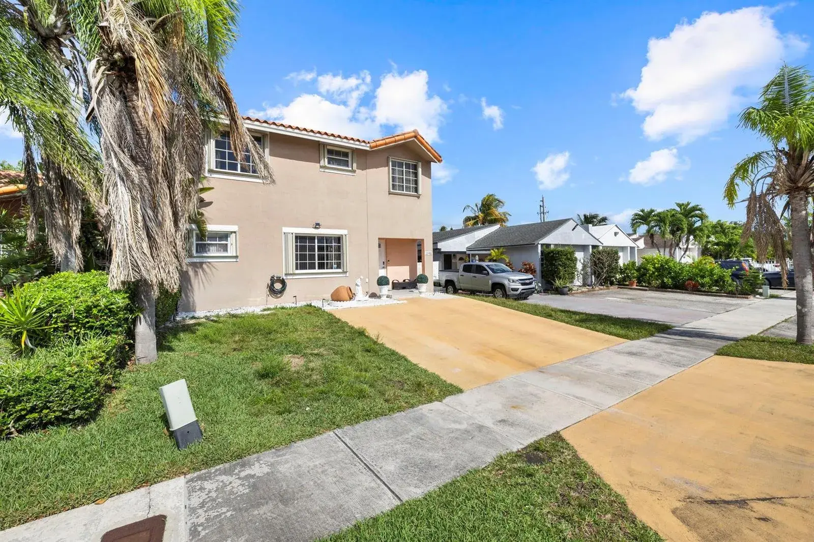 3 bedroom 2 bath Residential for sale at 11951 SW 208th Terrace, Miami FL 33177