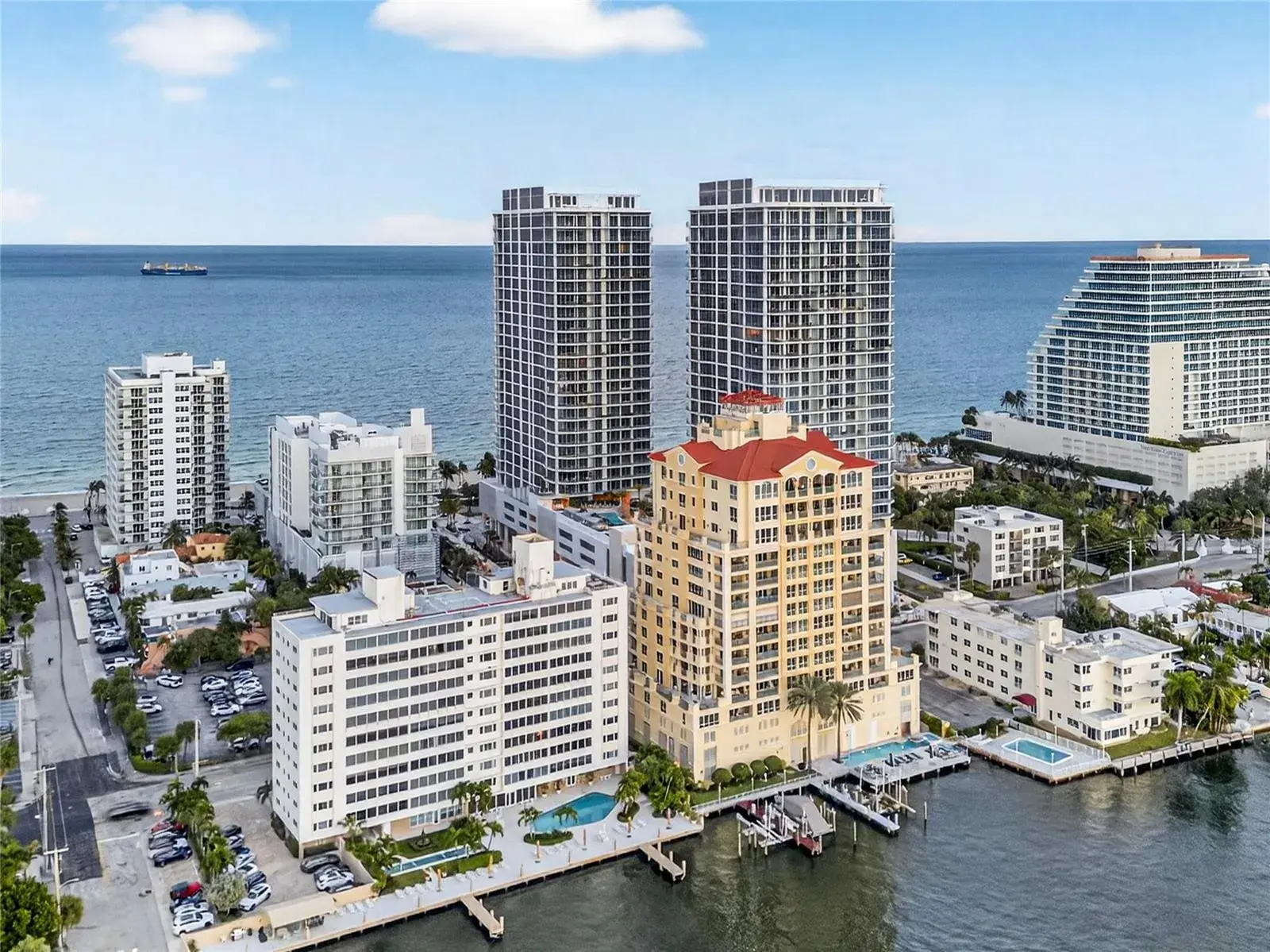 2 bedroom 3 bath Residential for sale at 153 N Seabreeze # s, Fort Lauderdale FL 33304
