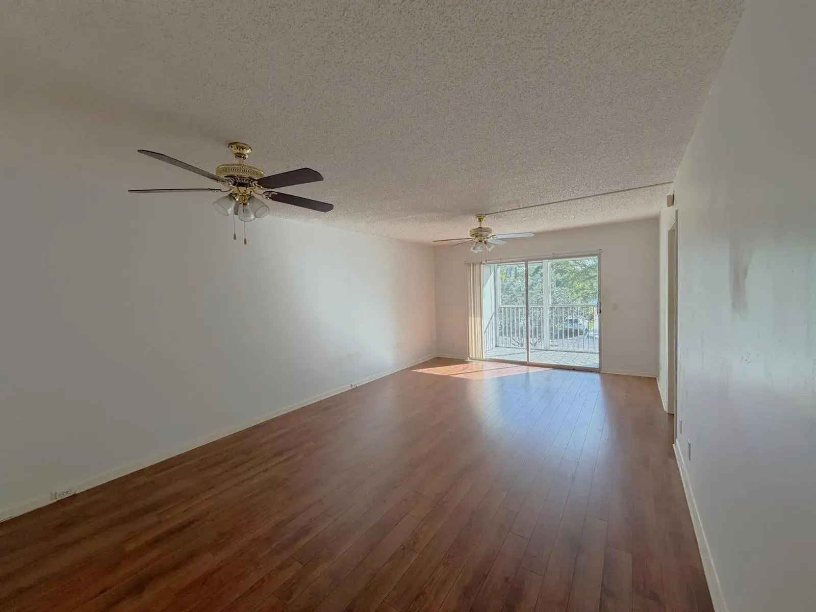 1200 SW 130th Avenue # G, Hollywood FL 33027