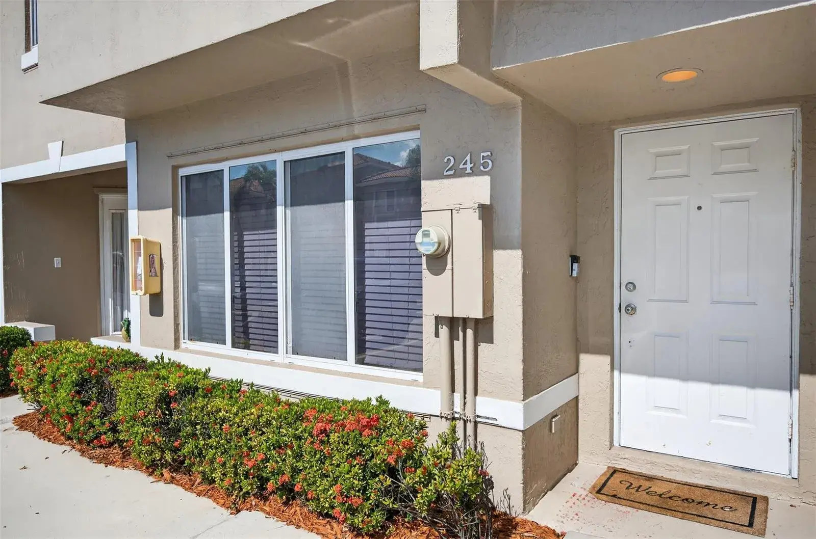 2 bedroom 2 bath Residential for sale at 245 Riviera Circle # 245, Weston FL 33326