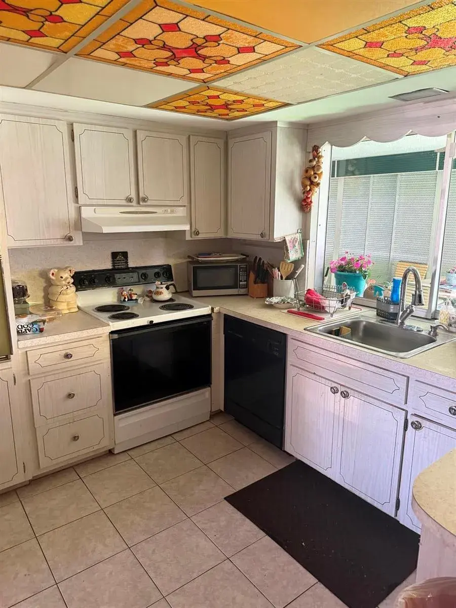 626 S Crescent Drive, Hollywood FL 33021