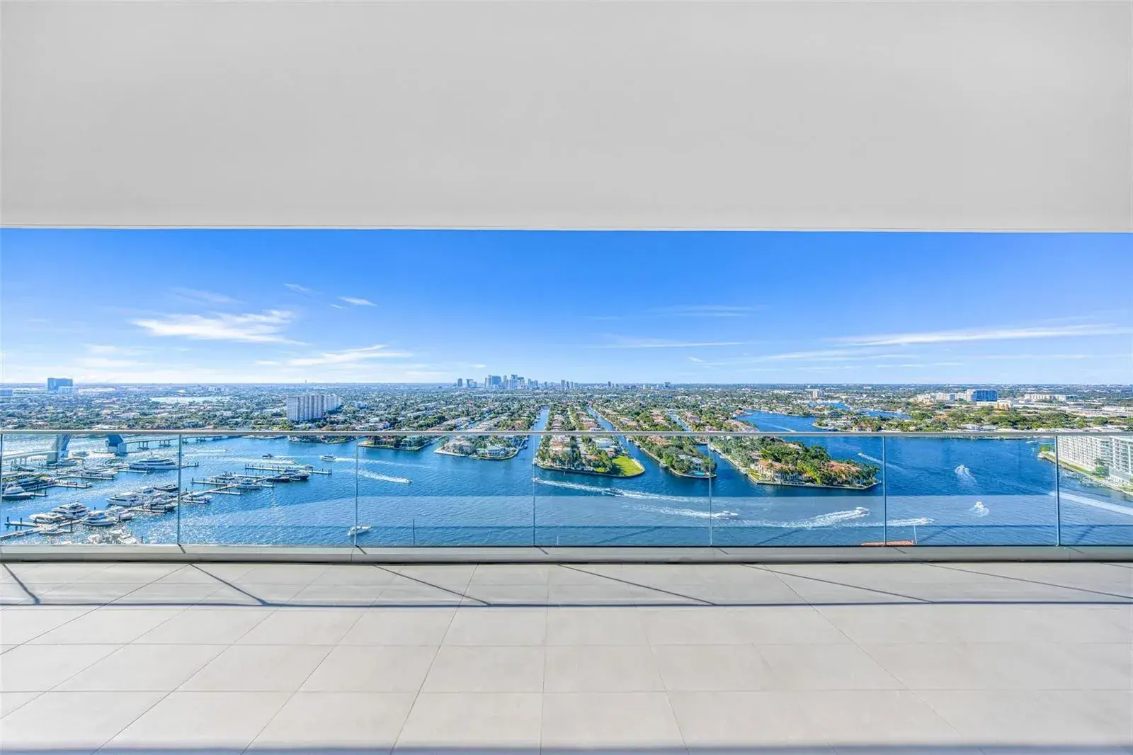 2 bedroom 2 bath Residential for sale at 153 N Seabreeze, Fort Lauderdale FL 33304