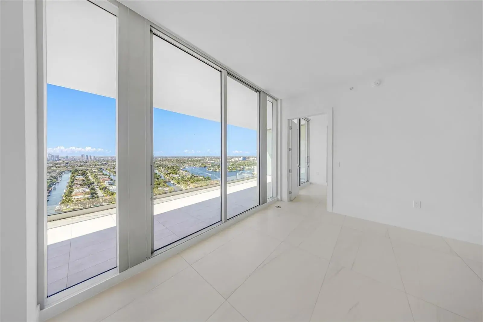 153 N Seabreeze, Fort Lauderdale FL 33304