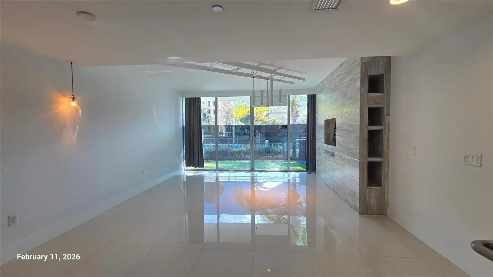 2950 NE 188th Street # 110, Aventura FL 33180