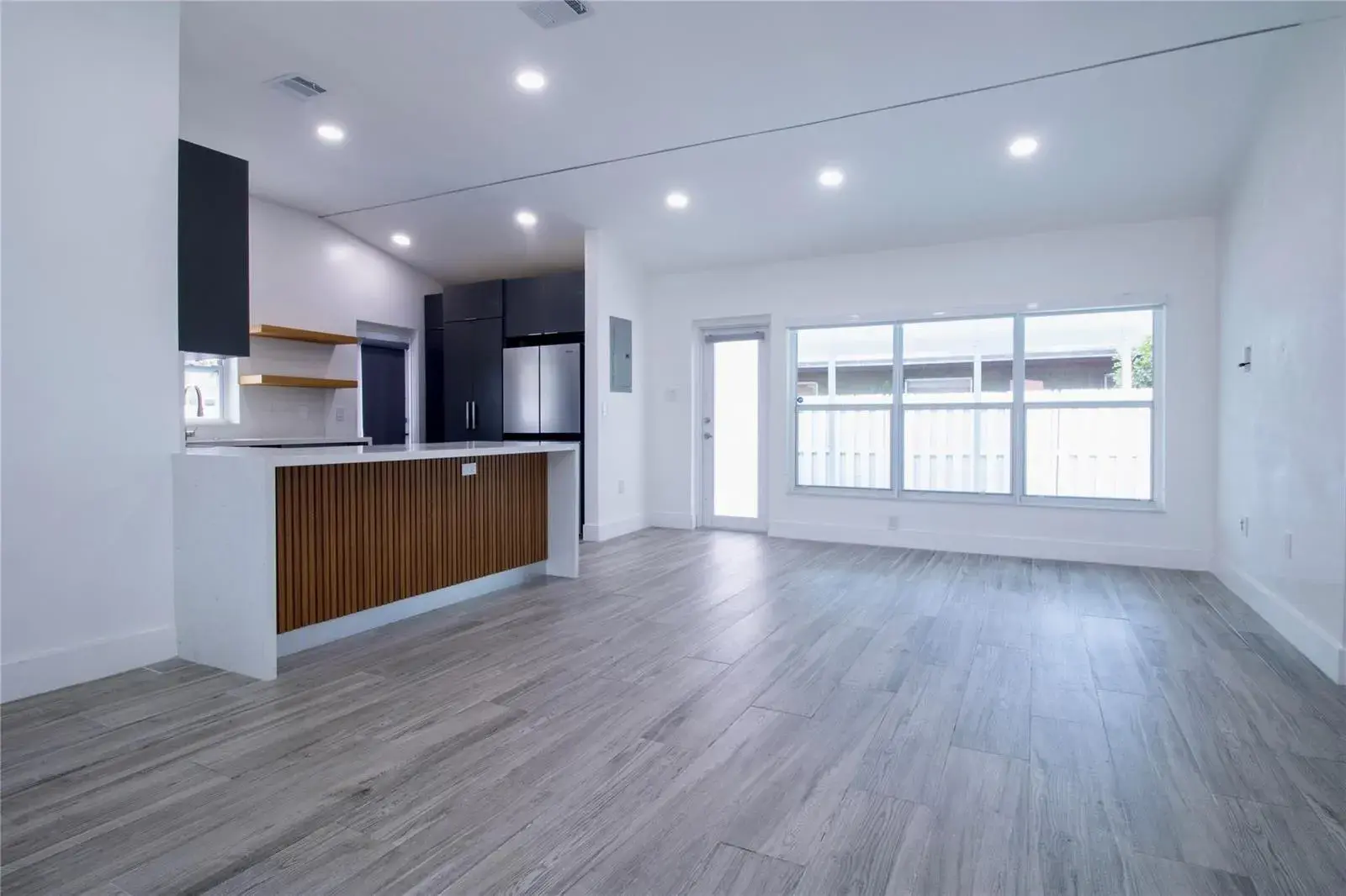 2 bedroom 2 bath Residential for sale at 245 SW 20th Street, Fort Lauderdale FL 33315