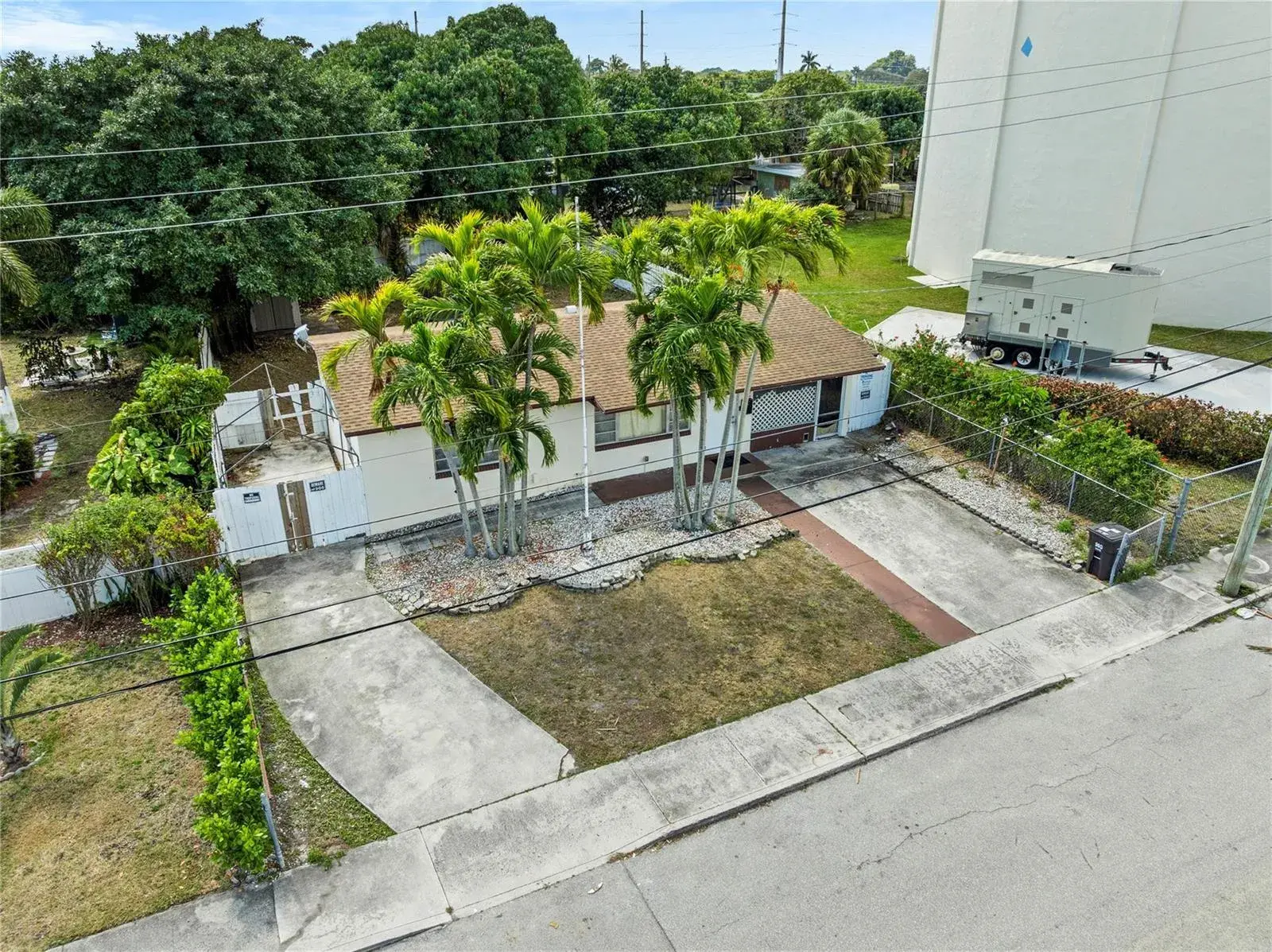 842 Kaye Street, West Palm Beach FL 33405