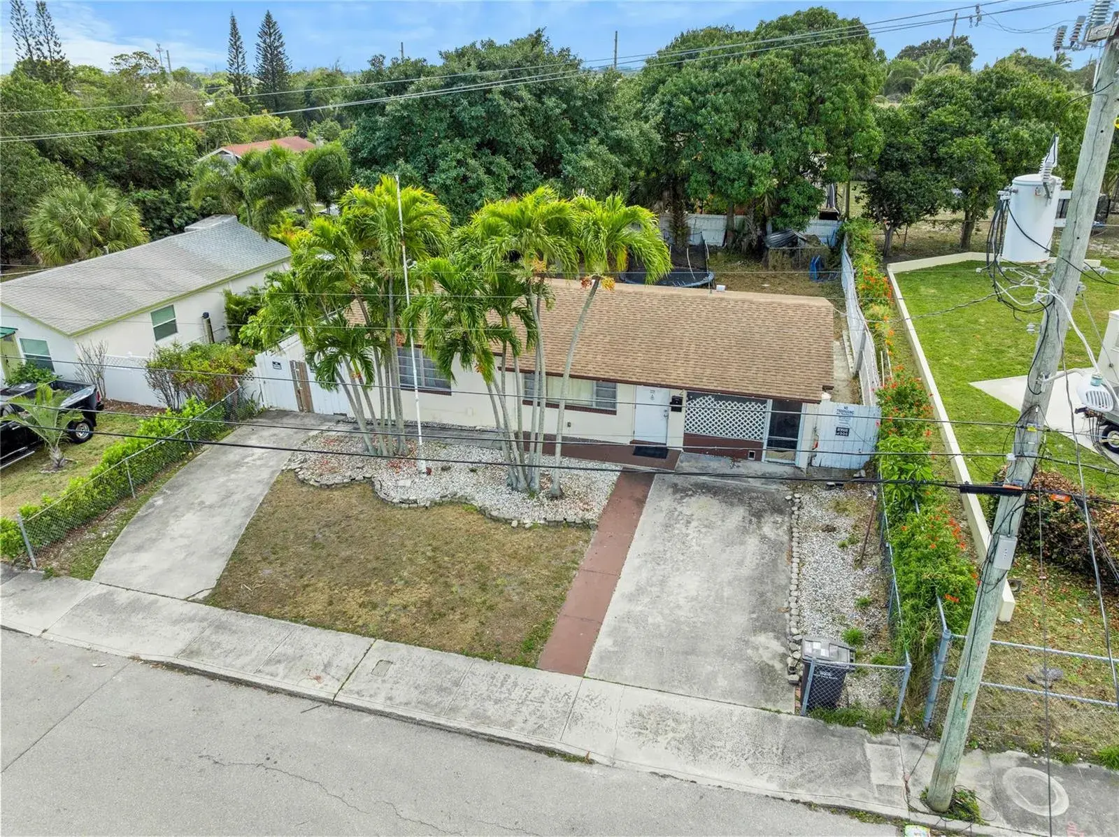 842 Kaye Street, West Palm Beach FL 33405