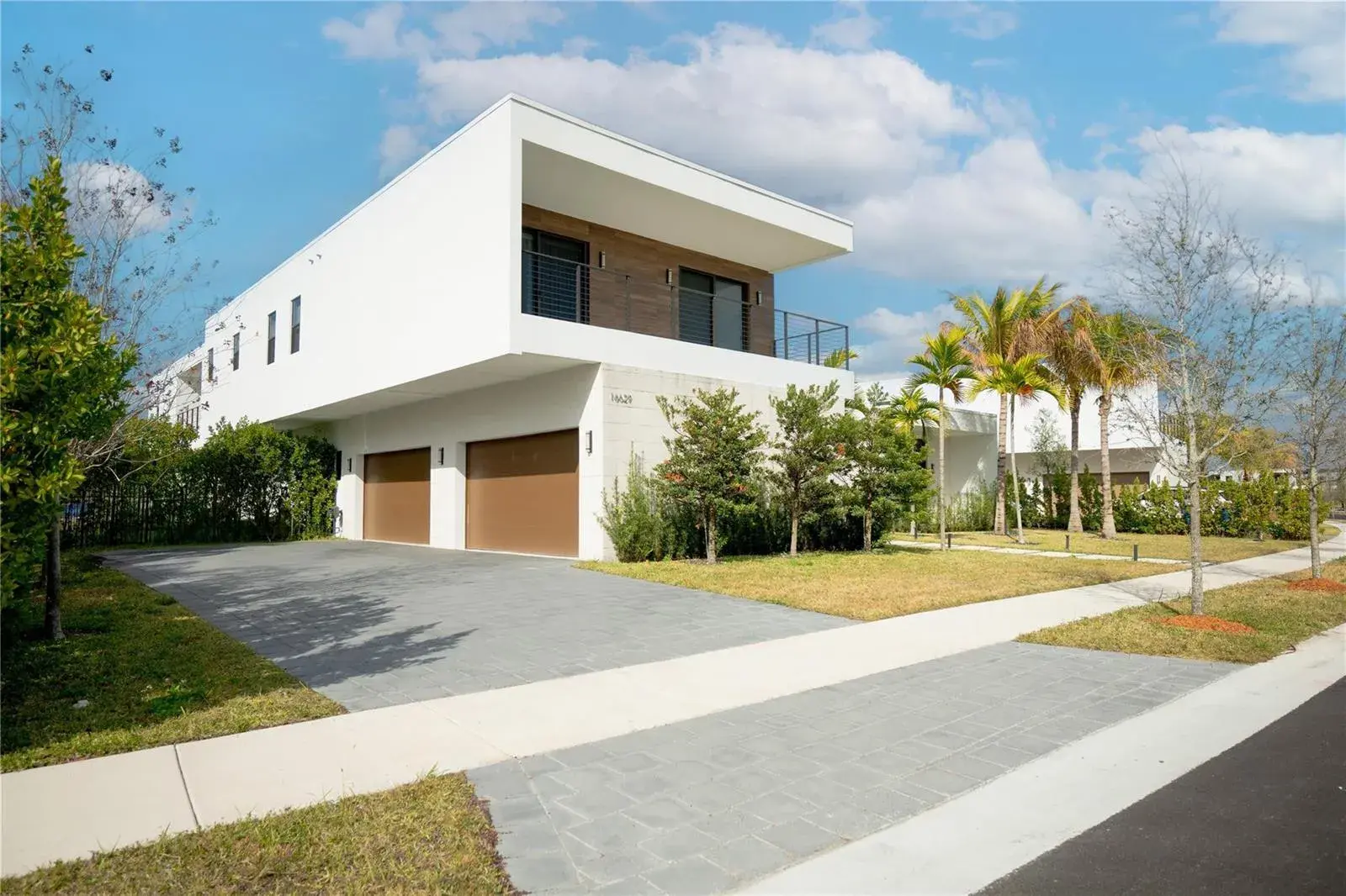16629 N Botaniko Drive, Weston FL 33326