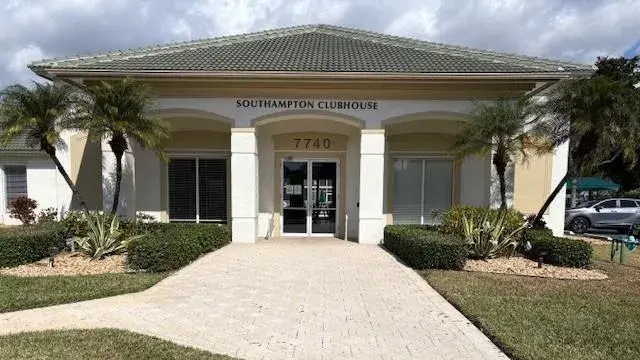 7611 Southampton Terrace # 407, Tamarac FL 33321
