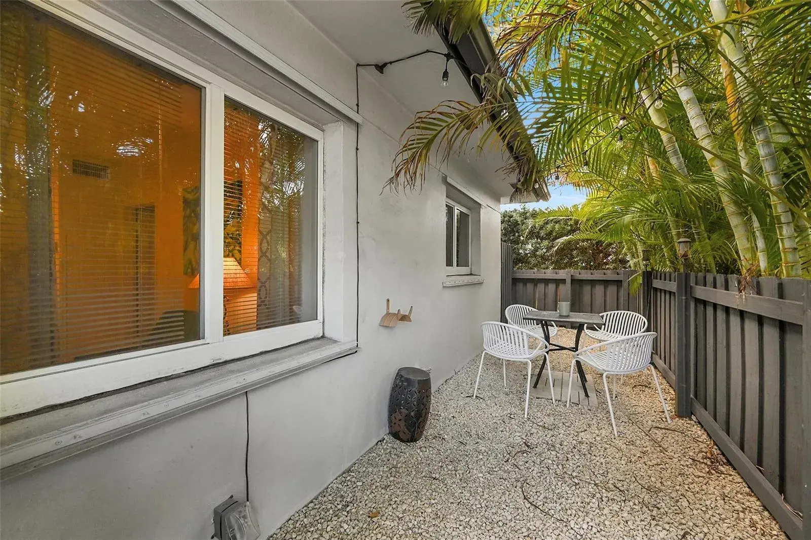 602 NE 27th Street # 2, Fort Lauderdale FL 33334