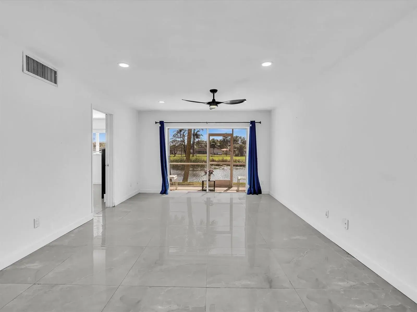 2451 SW 82nd Avenue # 108, Davie FL 33324