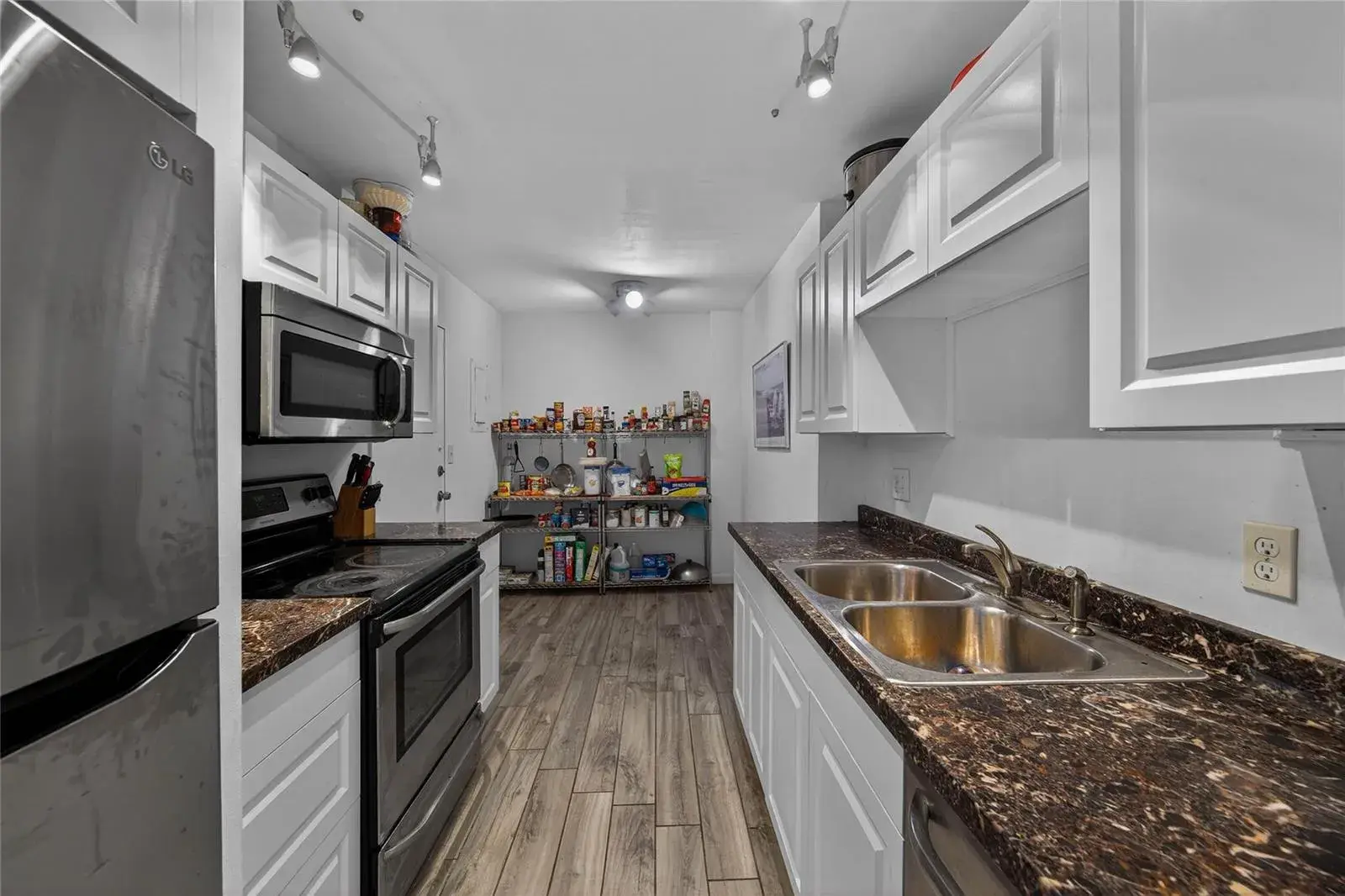 4400 Hillcrest Drive # 704, Hollywood FL 33021