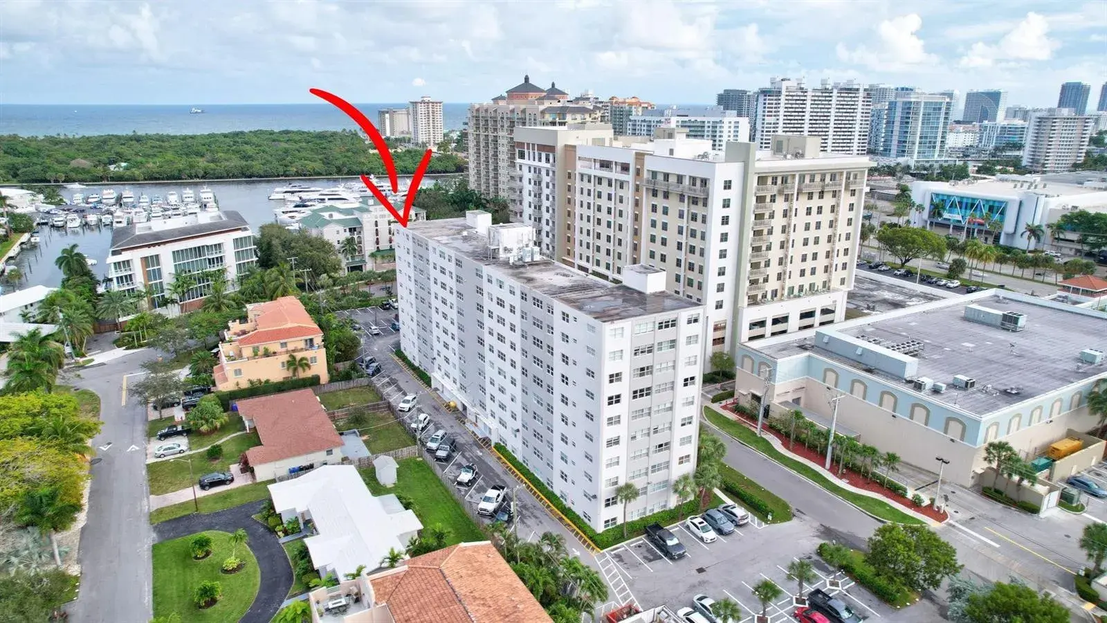 2555 NE 11th Street, Fort Lauderdale FL 33304