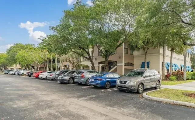 7451 Wiles Road, Coral Springs FL 33067