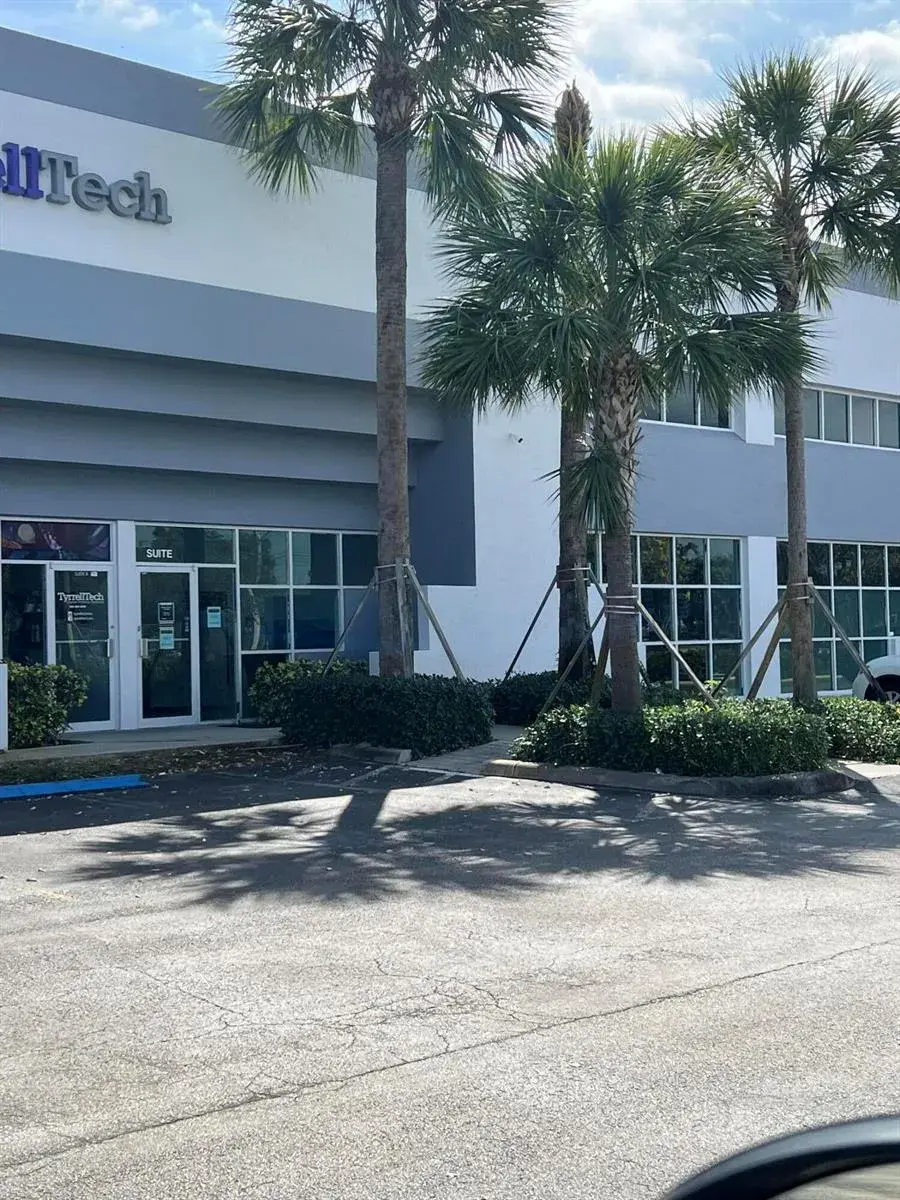 Commercial Sale for sale at 2400 W Copans, Pompano Beach FL 33069