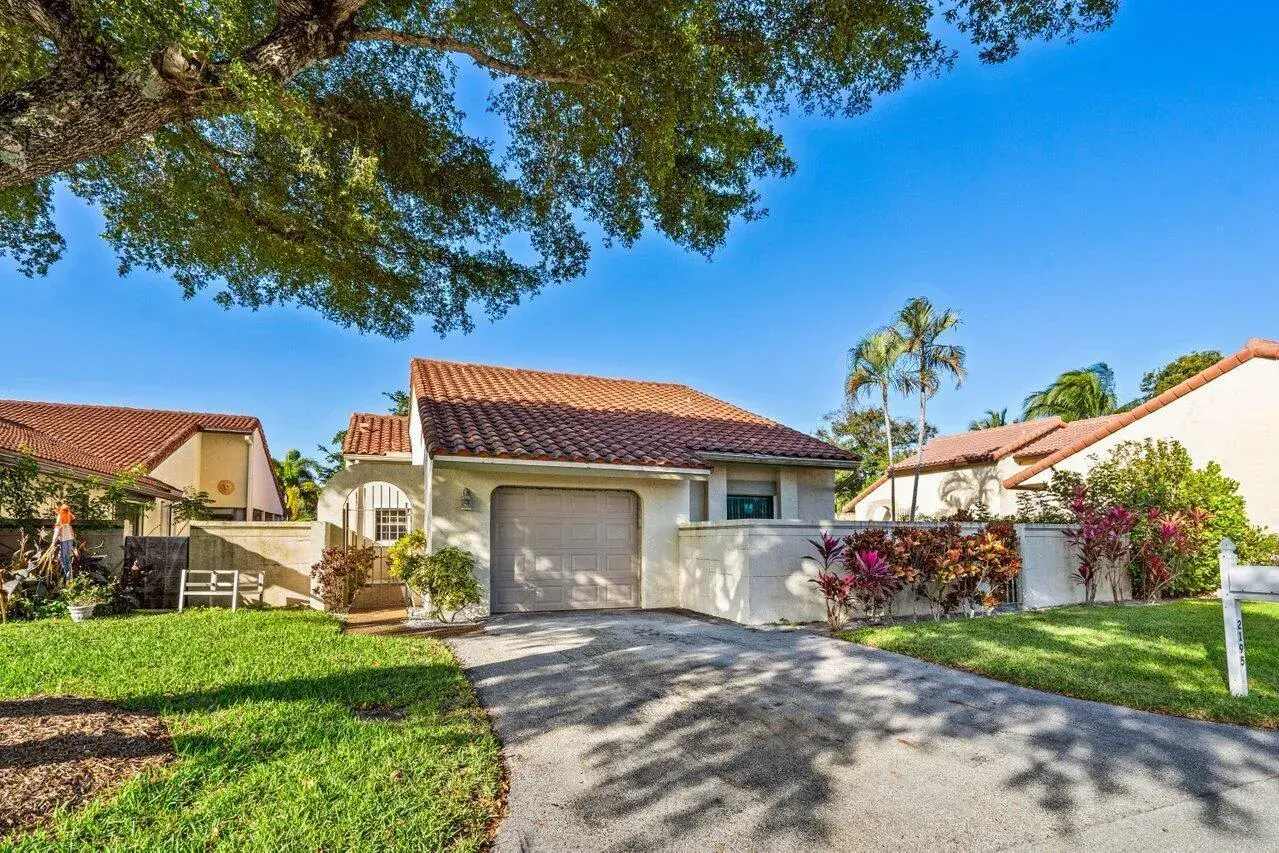 2195 NW 14th Street, Delray Beach FL 33445