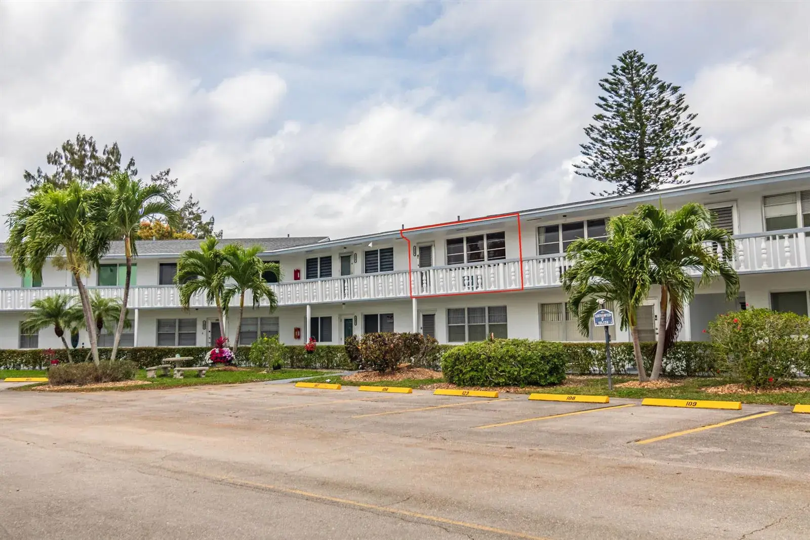 120 Northampton # F, West Palm Beach FL 33417