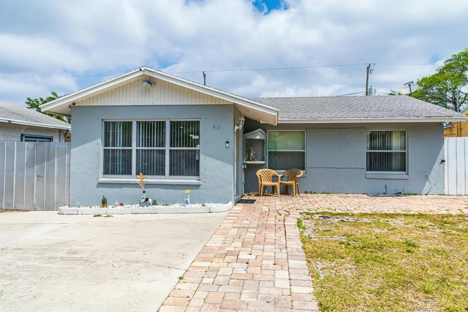 3 bedroom 2 bath Residential for sale at 513 El Vedado, West Palm Beach FL 33405