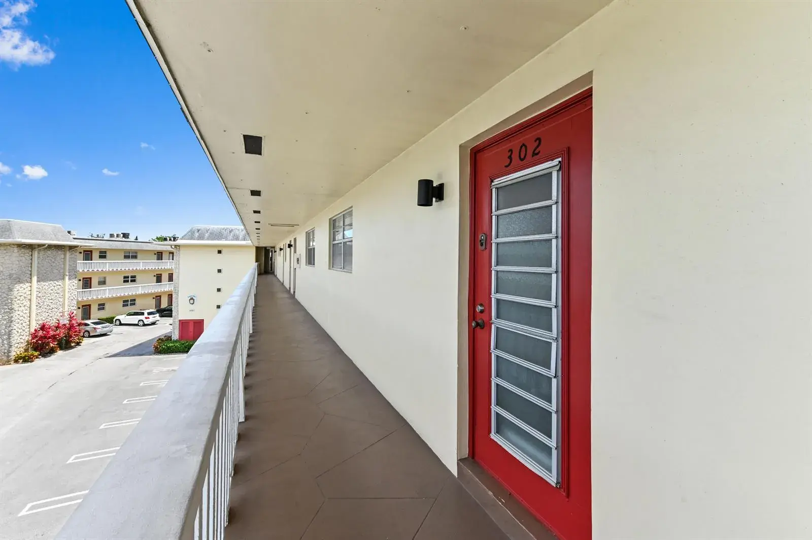 4321 NW 16th Street # C302, Lauderhill FL 33313