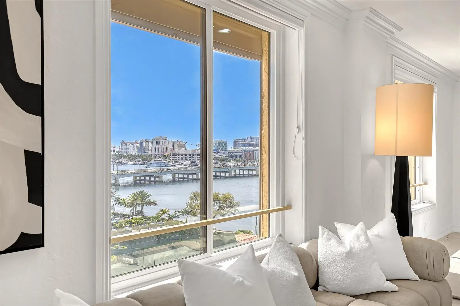 3 bedroom 3 bath Residential for sale at 150 Bradley Place # 605, Palm Beach FL 33480
