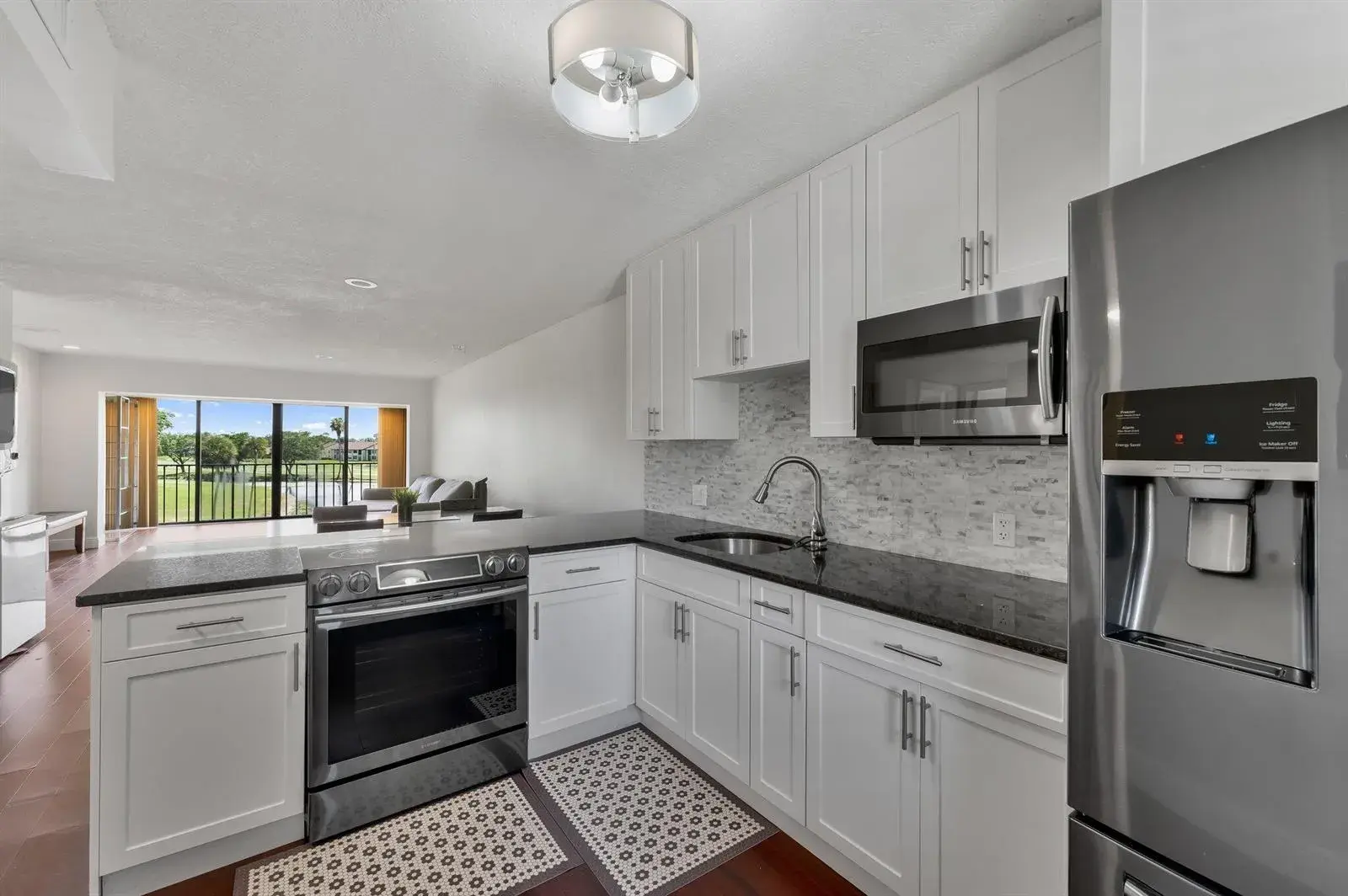 2 bedroom 2 bath Residential for sale at 4489 Luxemburg Court # 306, Lake Worth FL 33467