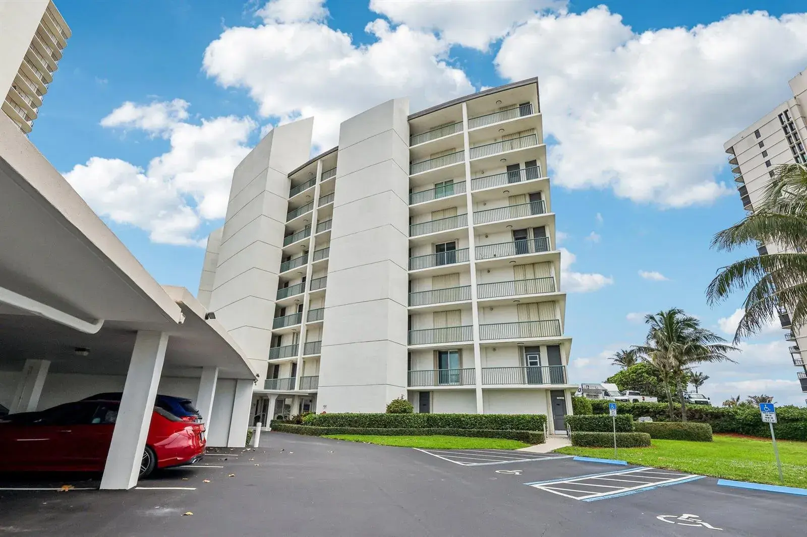 5400 N Ocean Drive E, Singer Island FL 33404