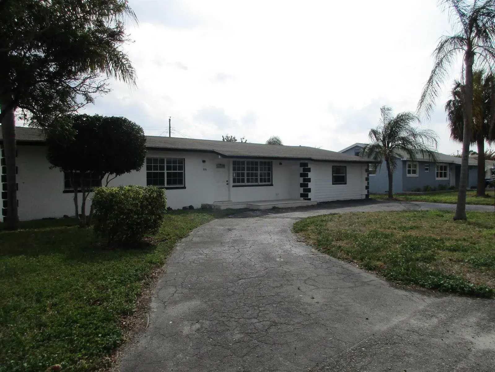 806 Minnesota Street, Lantana FL 33462 photo 2