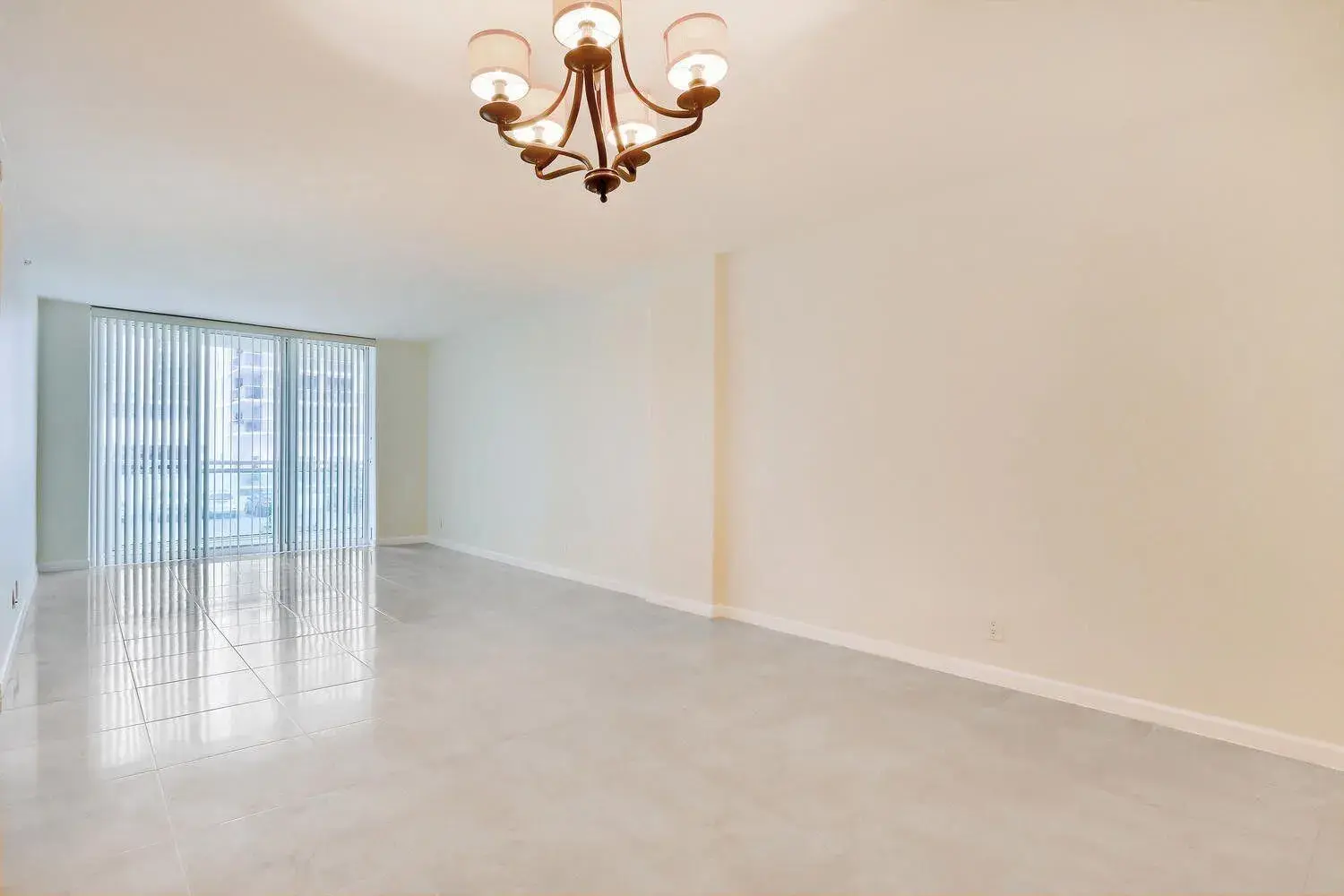 3001 S Ocean Drive # 201, Hollywood FL 33019