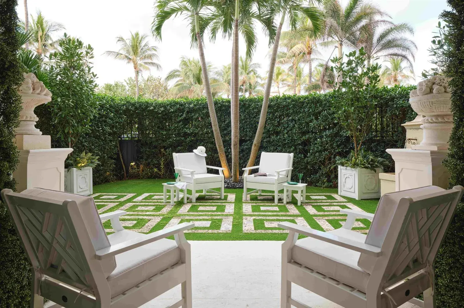 100 Royal Palm Way # F1, Palm Beach FL 33480