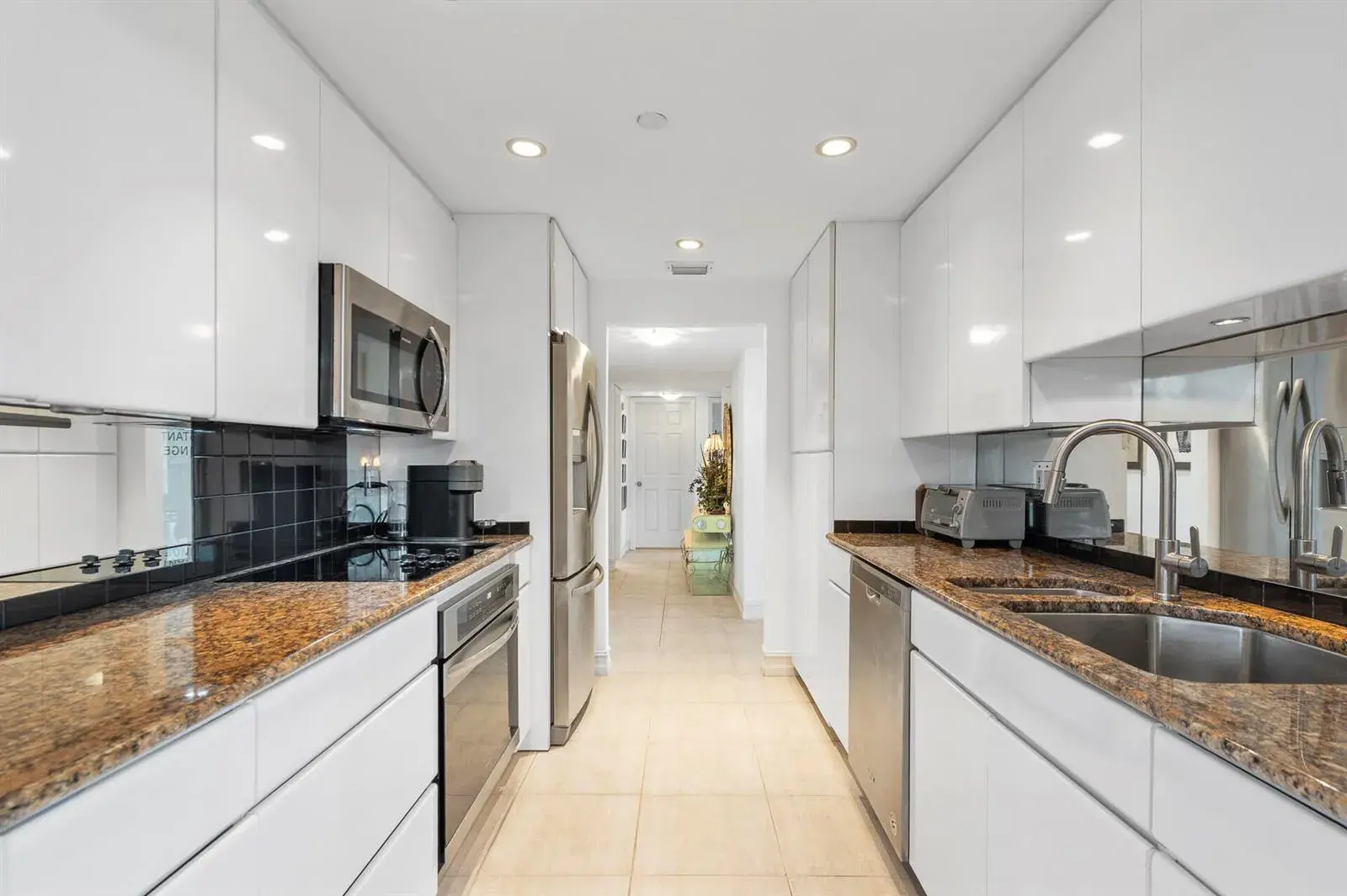 3 bedroom 2 bath Residential for sale at 859 Jeffery Street # 401, Boca Raton FL 33487