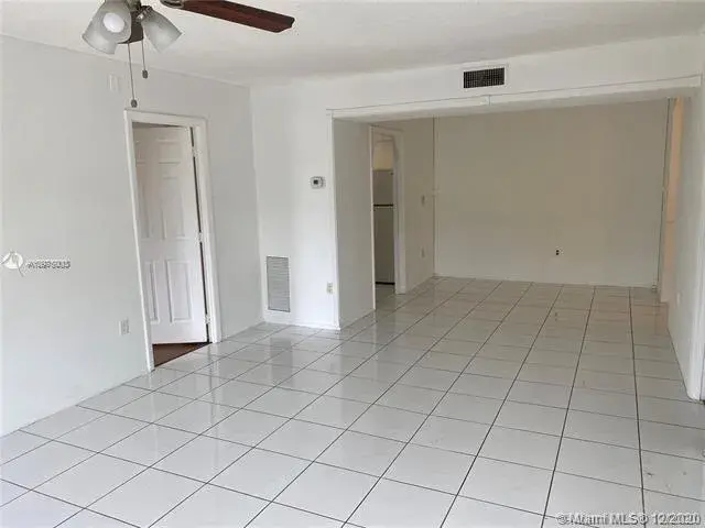 2 bedroom 2 bath Residential for sale at 4166 Inverrary Drive # 303, Lauderhill FL 33319
