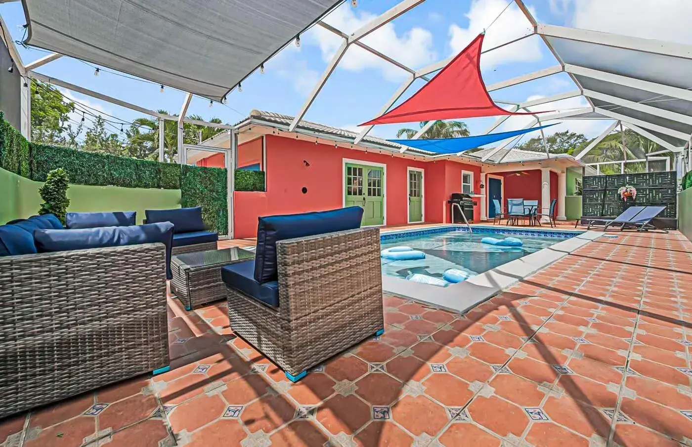 3 bedroom 2 bath Residential Lease for rent at 532 N Palmway, FL 33460