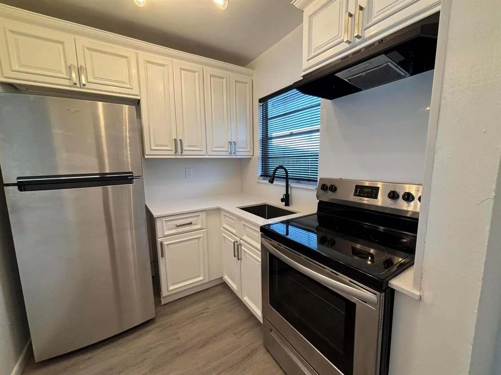 1112 Lake Terrace # 207, Boynton Beach FL 33426