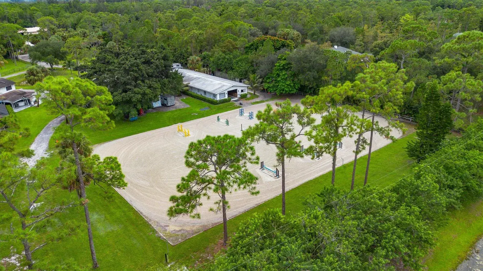 2915 Doe Trail, FL 33470