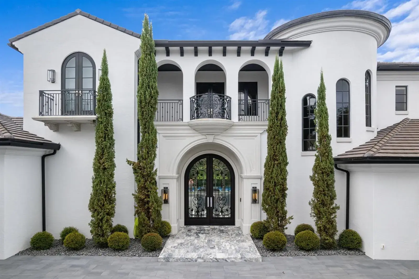 5 bedroom 5 bath Residential for sale at 111 Via Palacio, Palm Beach Gardens FL 33418