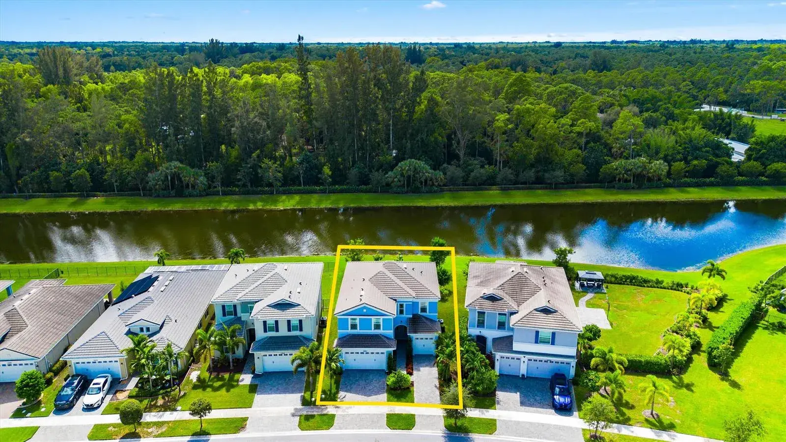 4 bedroom 3 bath Residential for sale at 15662 Orchard Drive, Westlake FL 33470
