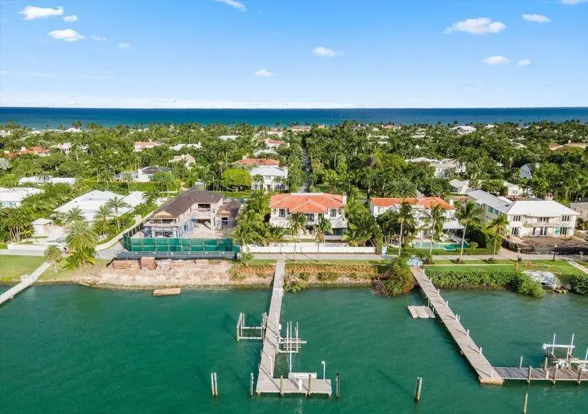1260 N Lake Way, Palm Beach FL 33480