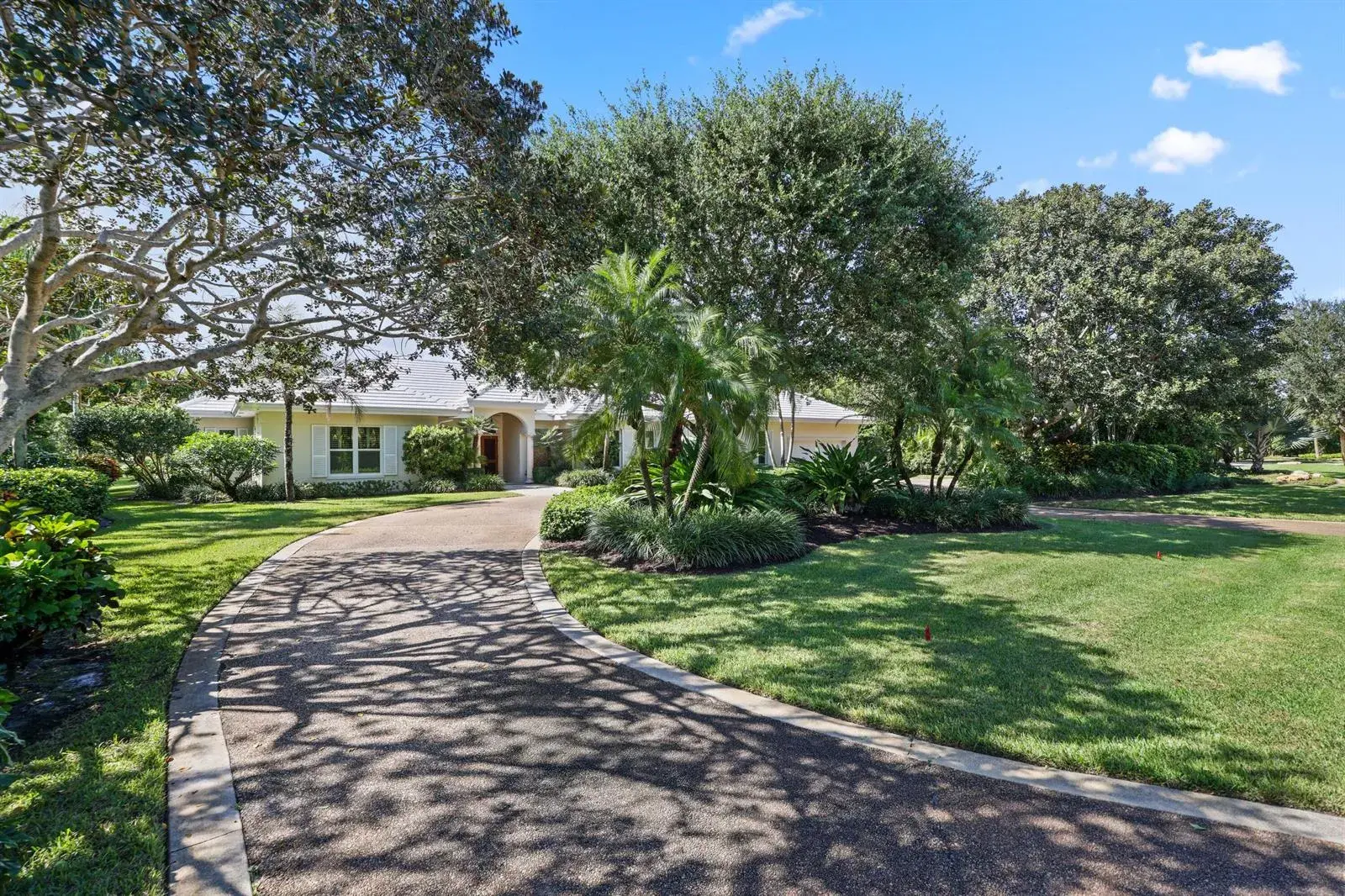 5 Country Road E # A, FL 33436
