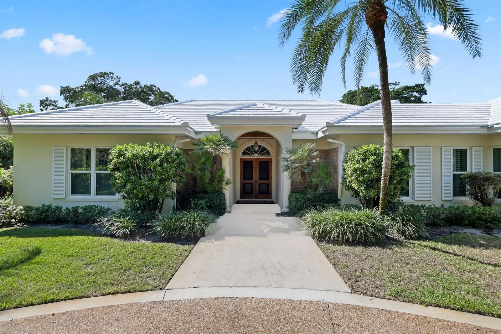 5 Country Road E # A, FL 33436
