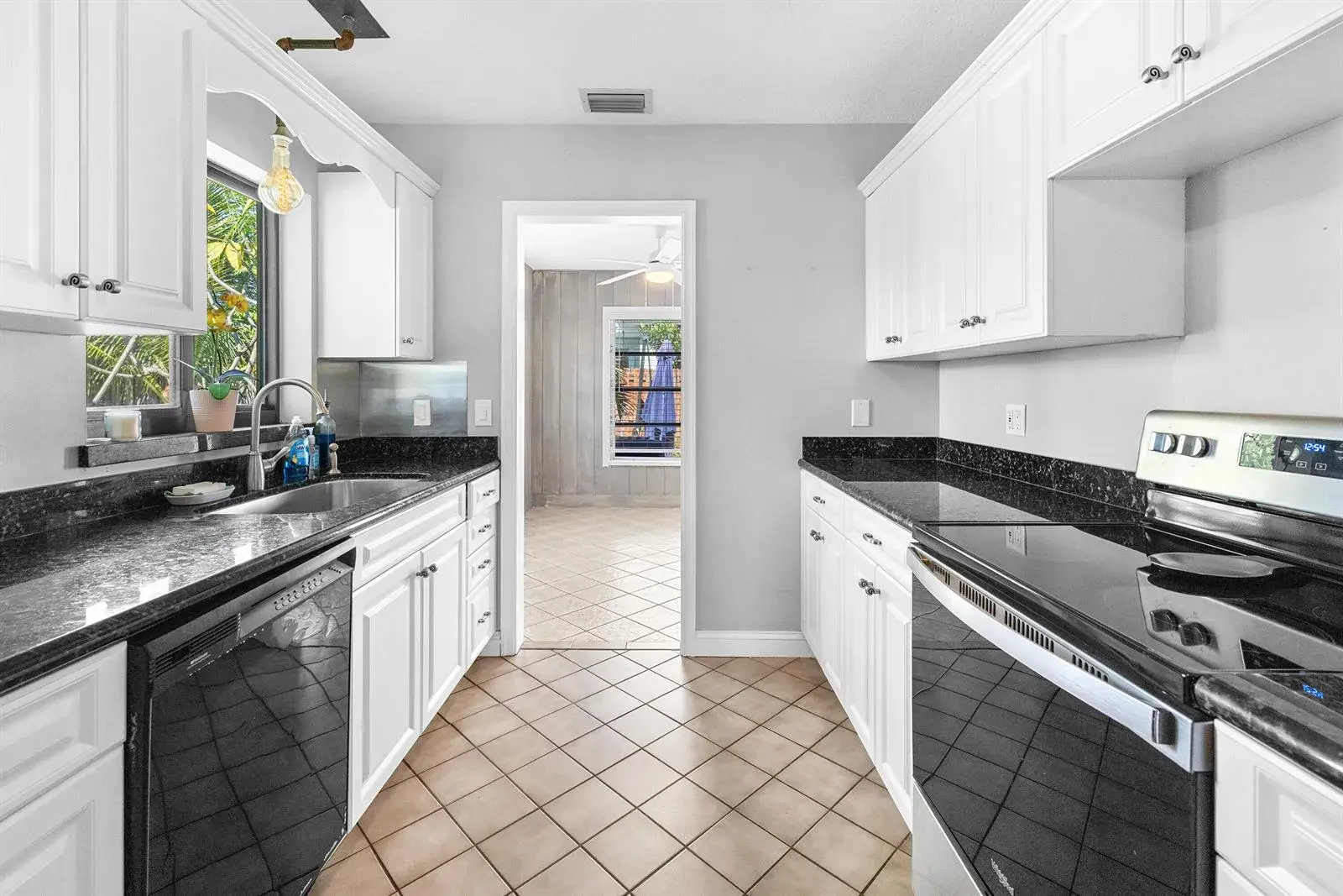 815 South Road, Boynton Beach FL 33435