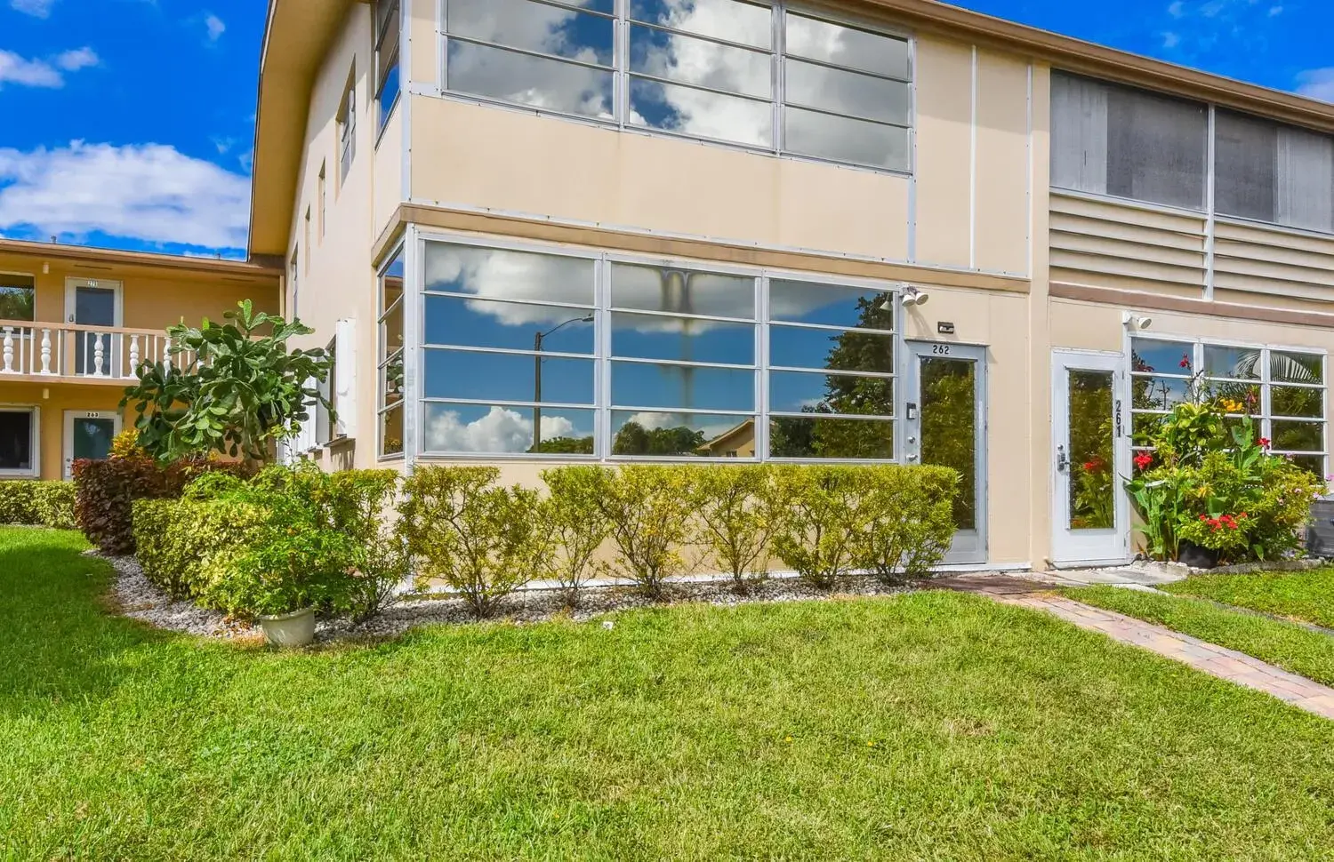 262 Bedford K, West Palm Beach FL 33417