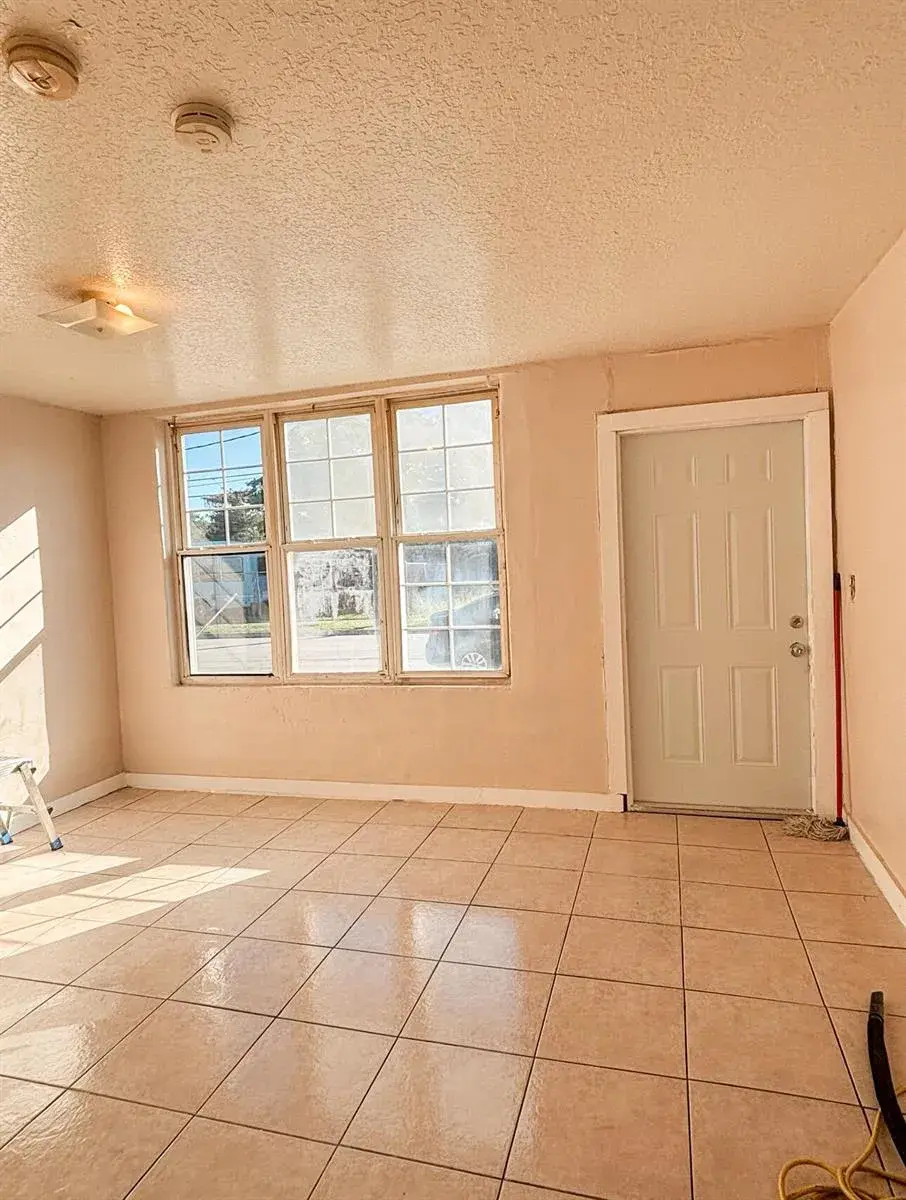 Residential Income for sale at 433 N 9th N Street, Fort Pierce FL 34950