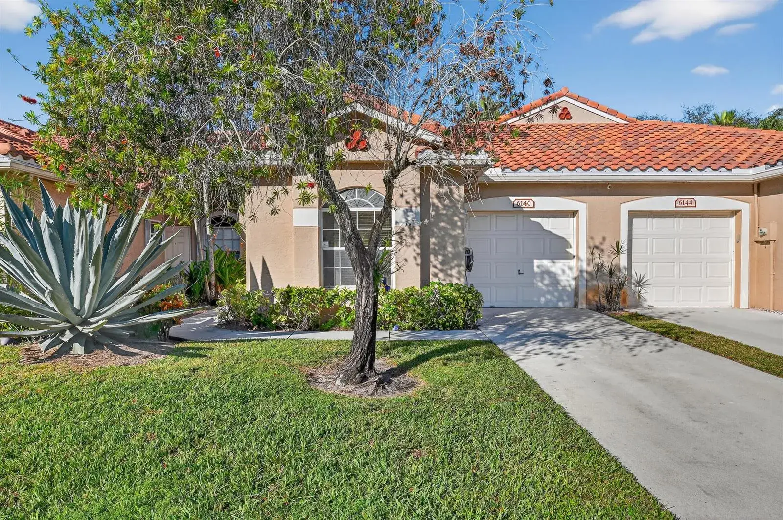 2 bedroom 2 bath Residential for sale at 6140 Long Key Lane, Boynton Beach FL 33472
