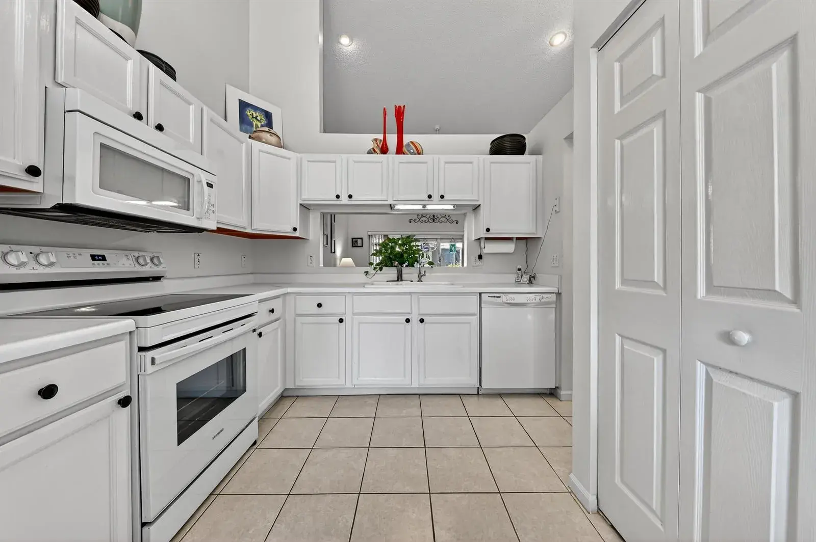 6140 Long Key Lane, Boynton Beach FL 33472