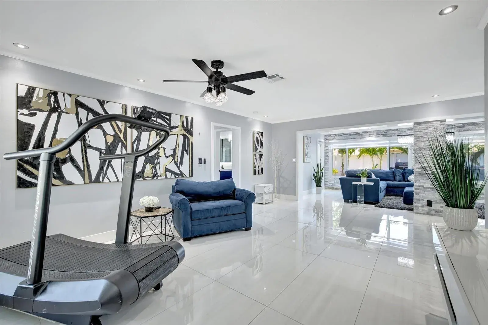 2260 NE 62nd Street, Fort Lauderdale FL 33308
