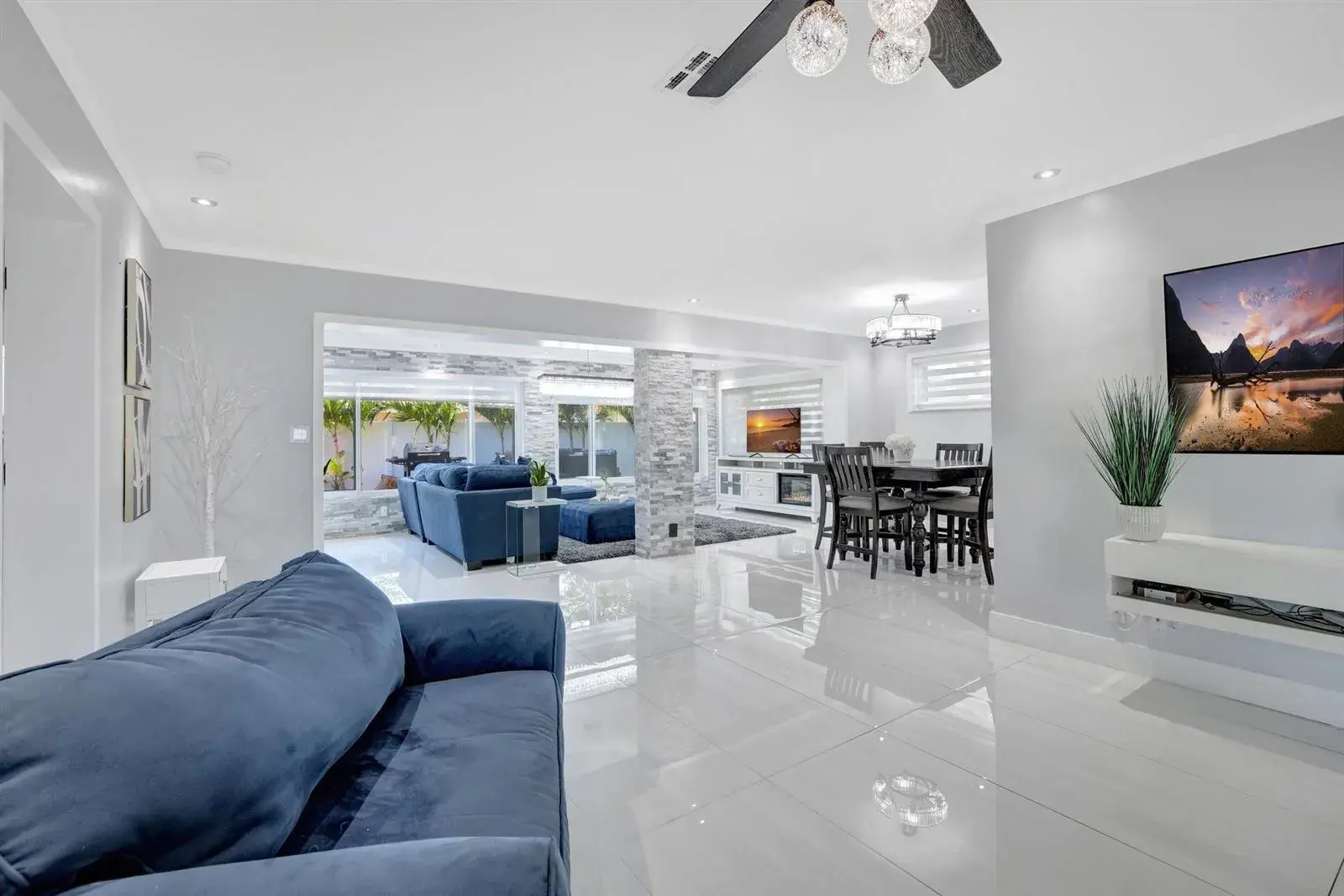 2260 NE 62nd Street, Fort Lauderdale FL 33308