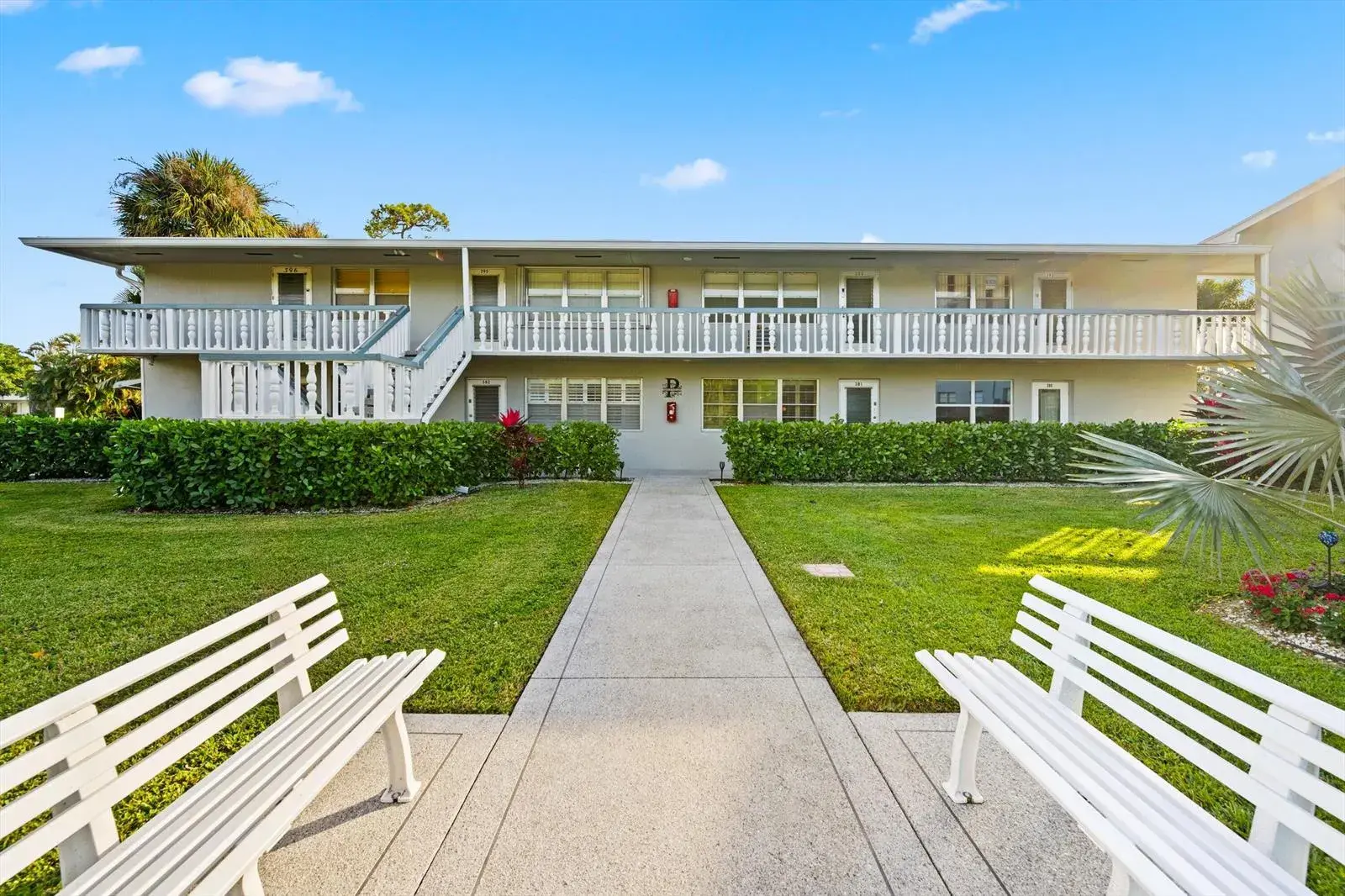 2 bedroom 1 bath Residential for sale at 380 Sheffield P, West Palm Beach FL 33417