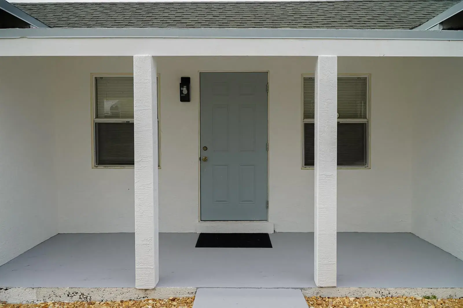 2 bedroom 1 bath Residential for sale at 908 W 5th Street, Riviera Beach FL 33404